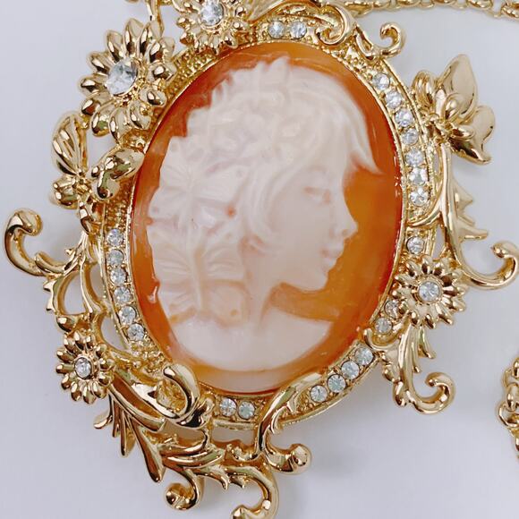 Amedeo Butterfly Lady Face Cameo Pendant Necklace Victorian Revival Brooch - Picture 8 of 15